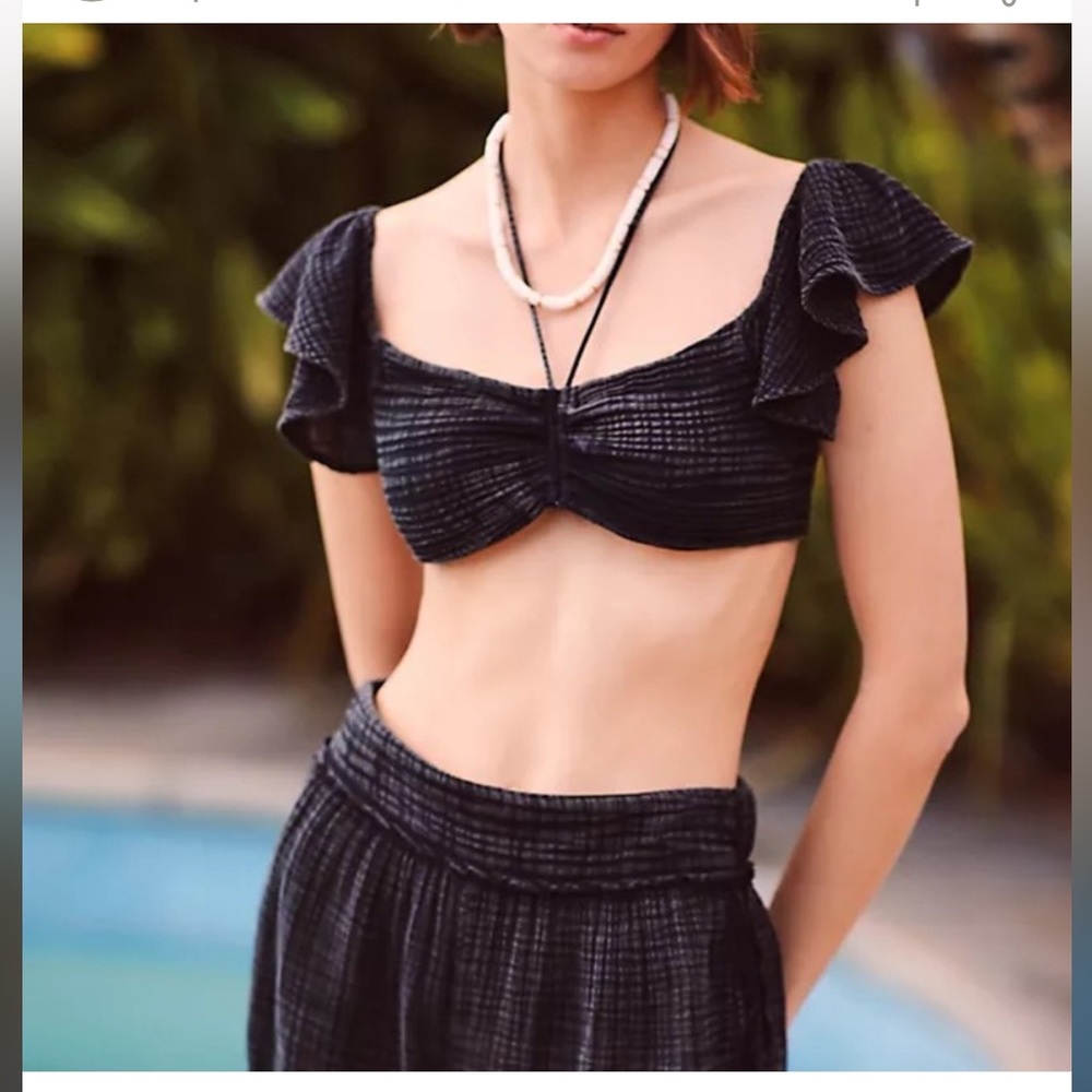 Anthropologie Black Jerry Cinched Crop